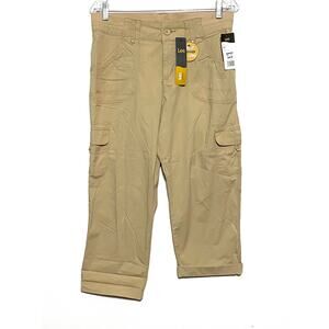 Lee Relaxed Fit Cargo Capri Roll Pants Womens 8M Gorcpore Outdoors Travel NWT